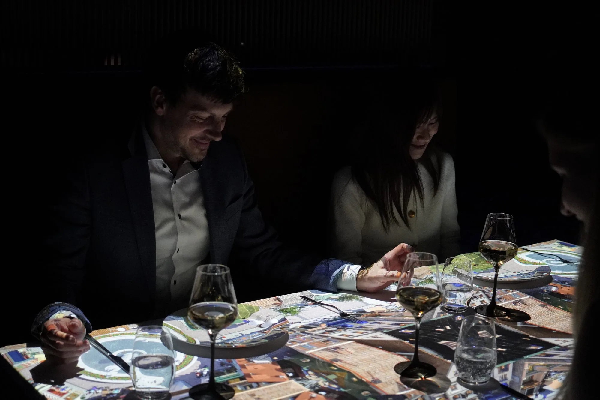 3D projection on the table